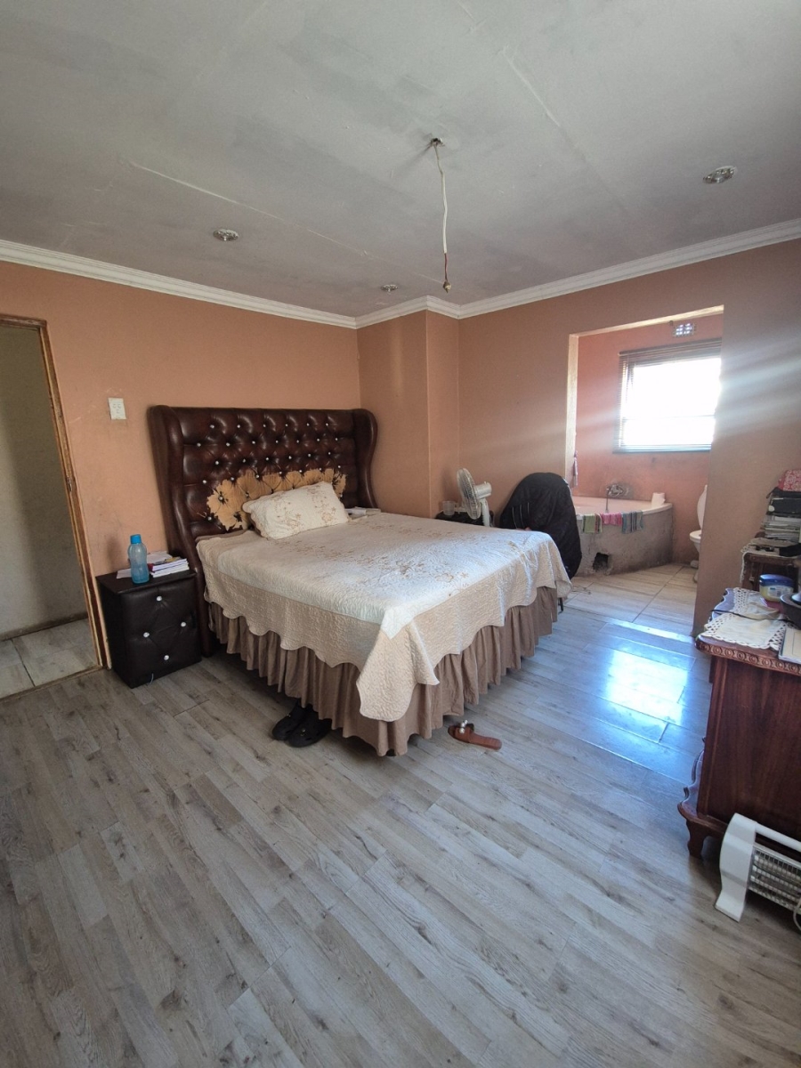 3 Bedroom Property for Sale in Zwide Eastern Cape